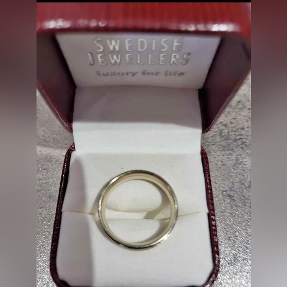 Man's Ring 18K White Gold - Picture 2 of 3